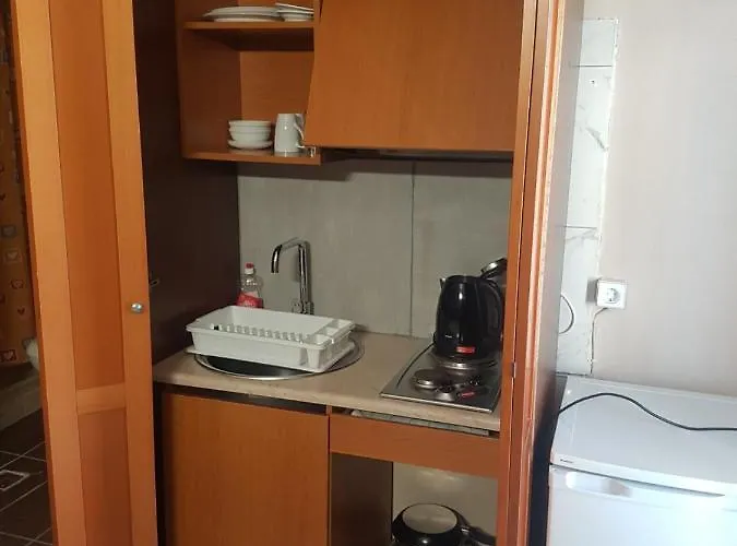 Bristol Aparthotel 2*