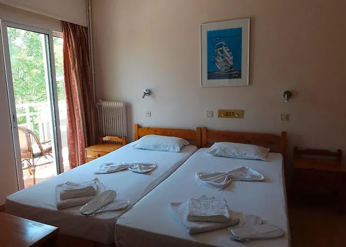 Bristol Aparthotel 2*