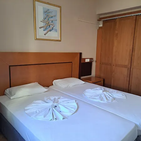 Bristol Aparthotel 2*