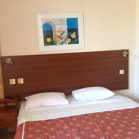Bristol Aparthotel 2*