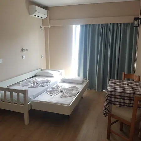 Bristol Апарт-отель 2*