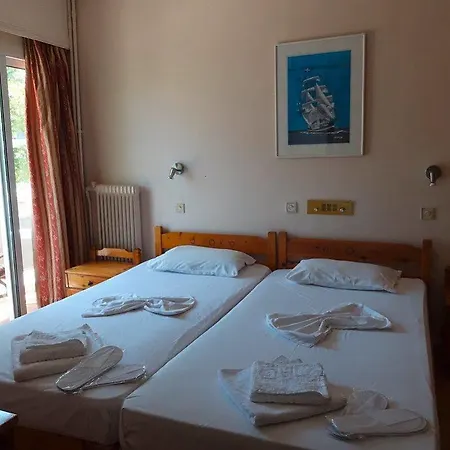 Bristol Aparthotel 2*
