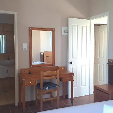 Bristol מלון דירות העיירה קוס