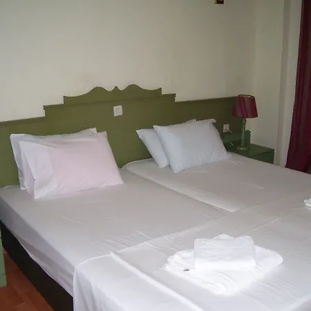 מלון דירות Bristol