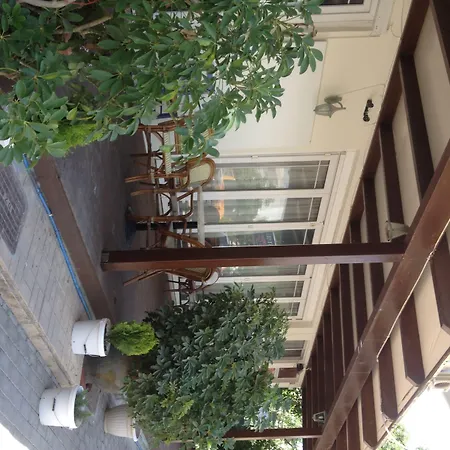 Bristol מלון דירות העיירה קוס