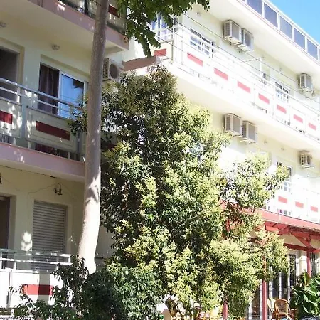 מלון דירות Bristol