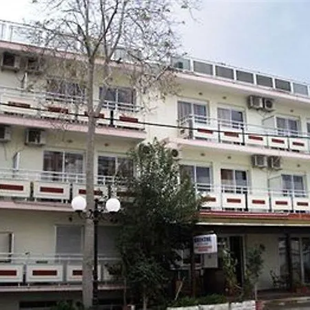 Bristol 2* העיירה קוס