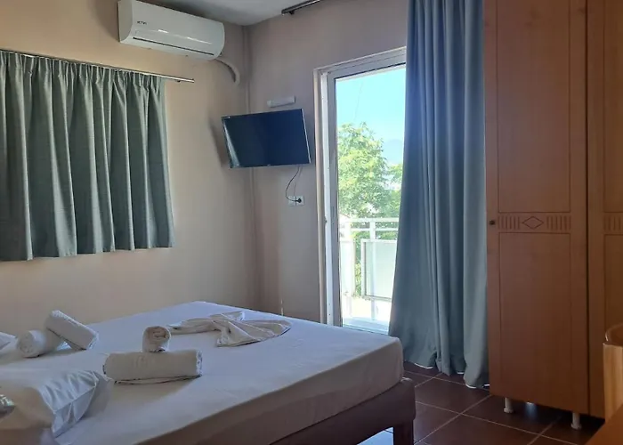 Aparthotel Bristol 2*